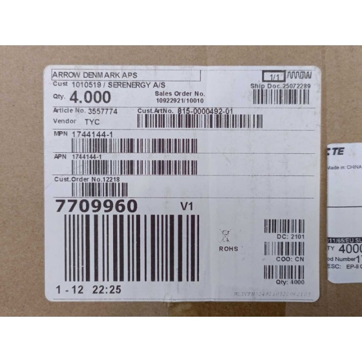 TE Connectivity 1744144-1