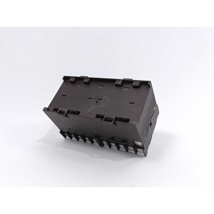 OMRON J7KNA-09-01R 24D
