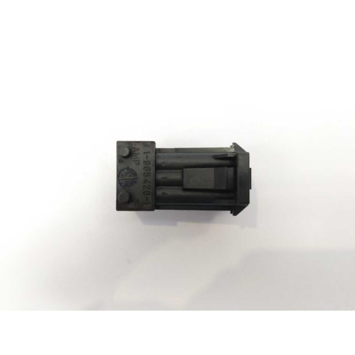 TE Connectivity 1-965426-1