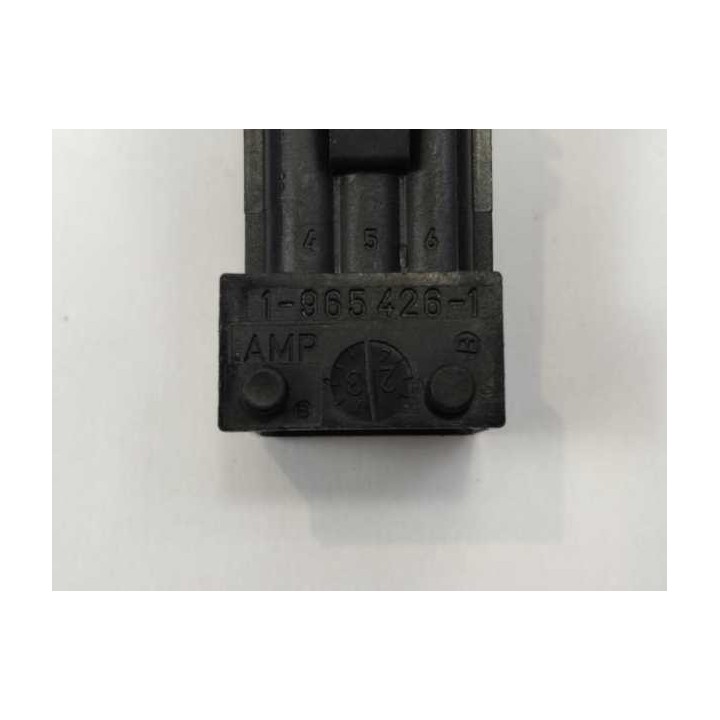 TE Connectivity 1-965426-1