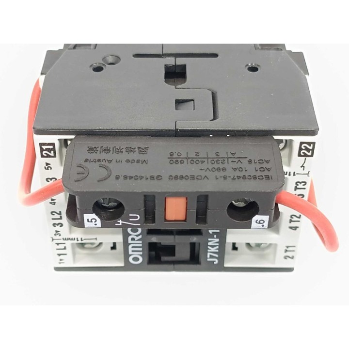 OMRON J7KN-10D-01 24D