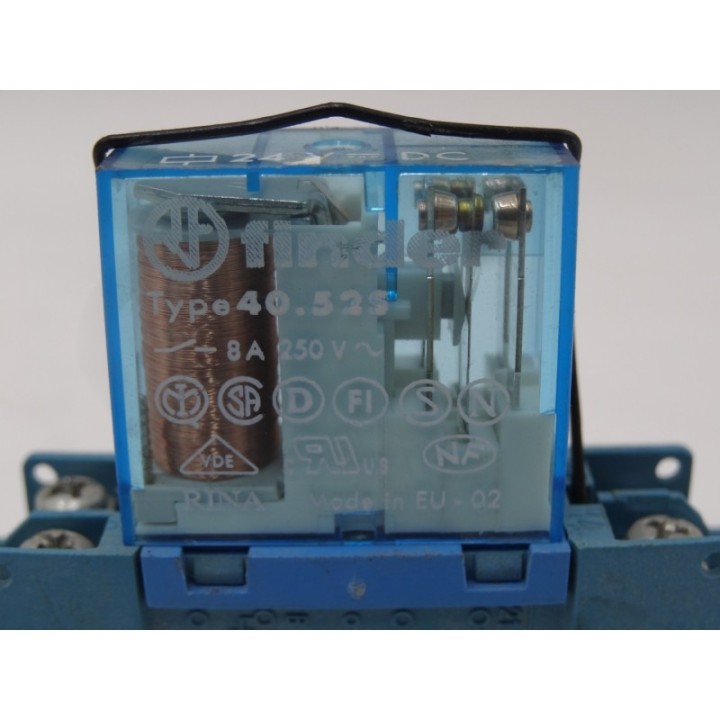 FINDER Finder TYPE 40.52S + gniazdo 95.45