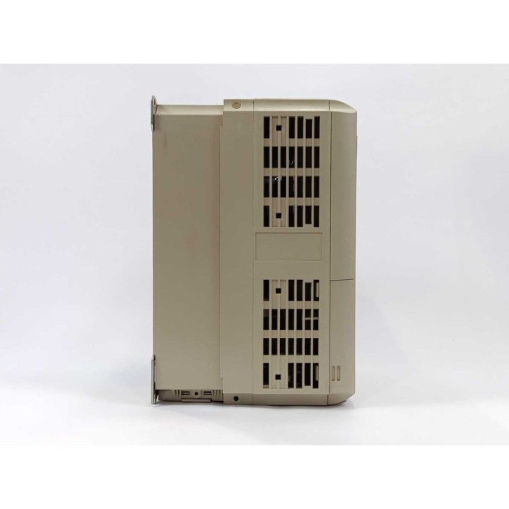 YASKAWA CIMR-F7U4011