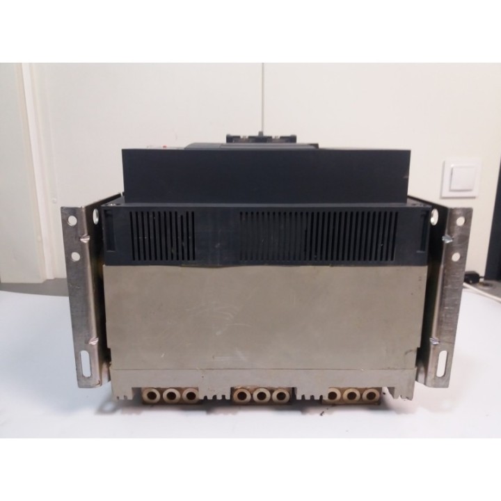 SCHNEIDER ELECTRIC  Schneider Electric MASTER PACT NW25 H2 2500A NEMAAB1