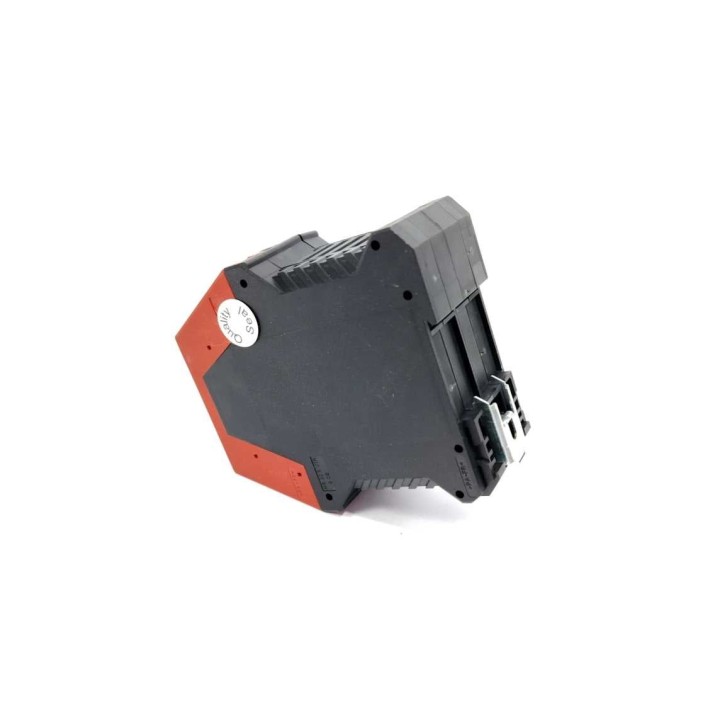 Schneider Electric XPSDME1132
