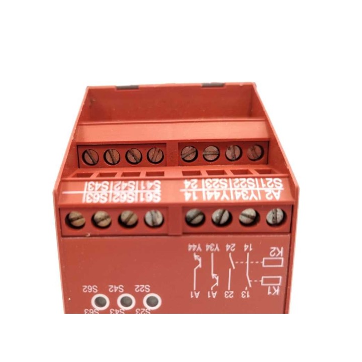 Schneider Electric XPSDME1132