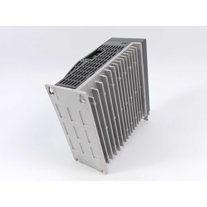 Siemens 6SL3210-5FE10-8UF0