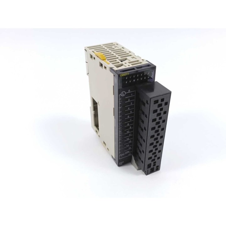 OMRON CJ1W-OD211