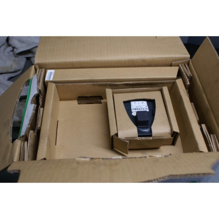 SCHNEIDER ELECTRIC  Schneider Electric Altivar 71 ATV71HU40N4