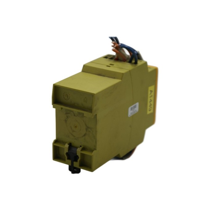 PILZ Pilz 774314 Safety Relay PNOZ X3 110VAC 24VDC 3n/o 1n/c 1so