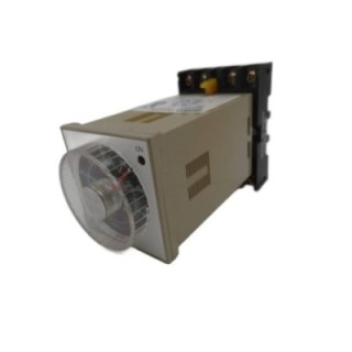 Omron Zestaw Omron E5C2-R20J +P2CF-08