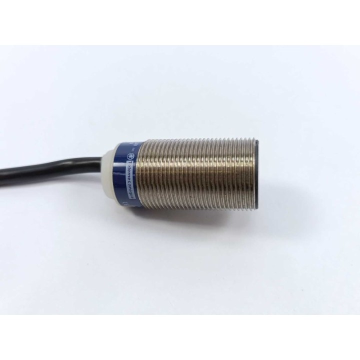 Schneider Electric XS1N18PC410TF