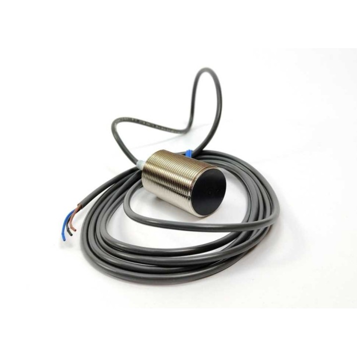 OMRON E2A-M30KS15-WP-B1
