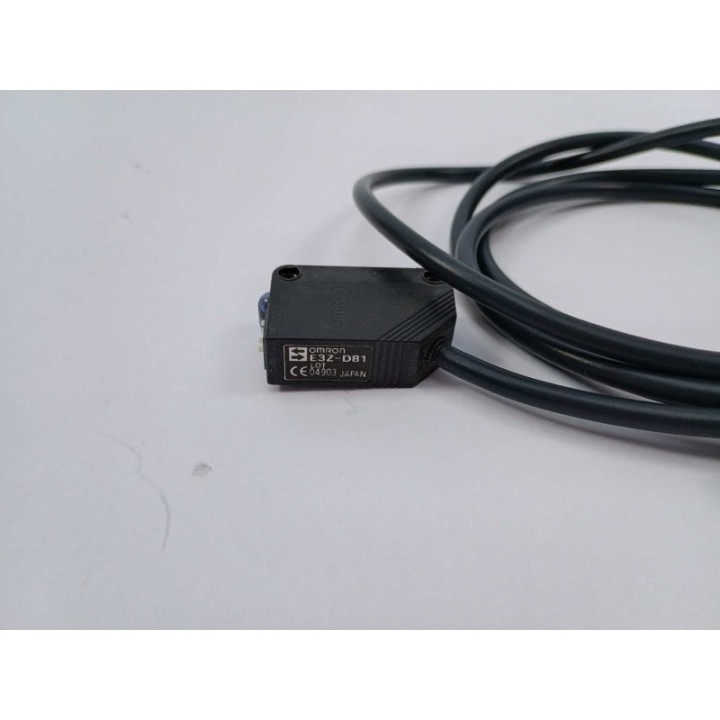 OMRON E3Z-D81