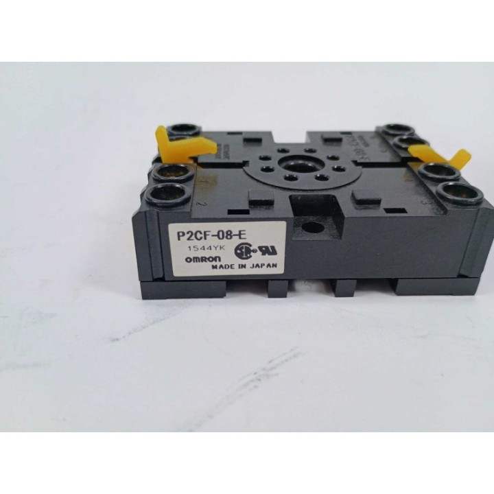 Omron Omron P2CF-08-E 250V AC