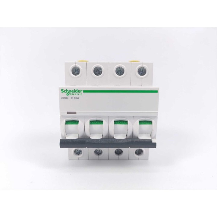 Schneider Electric A9F94432