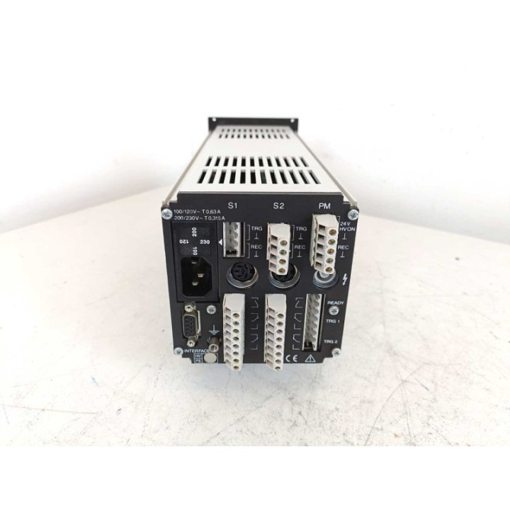 Leybold Vakuum COMBIVAC CM 31