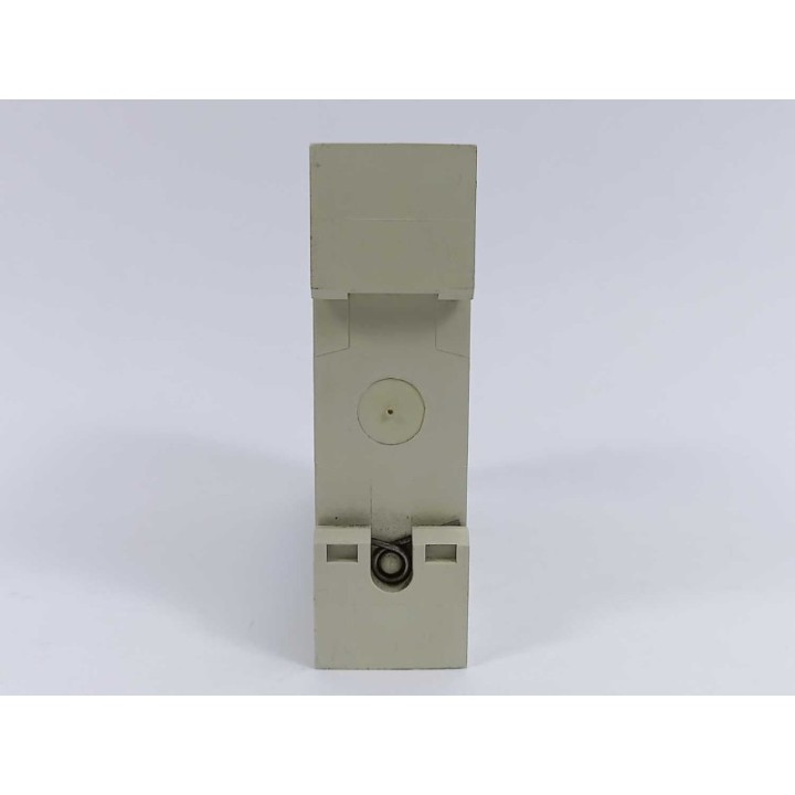  UA05924060 / UA 05 924 060