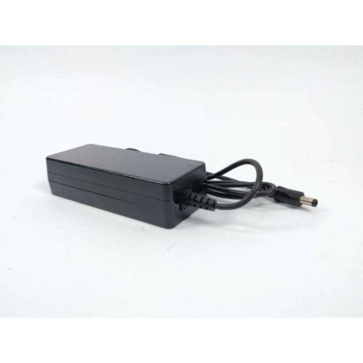 Mean Well GST60A15-P1J