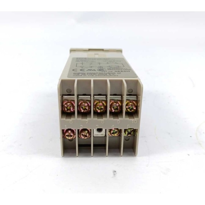 OMRON E5CS-R1KJX-520