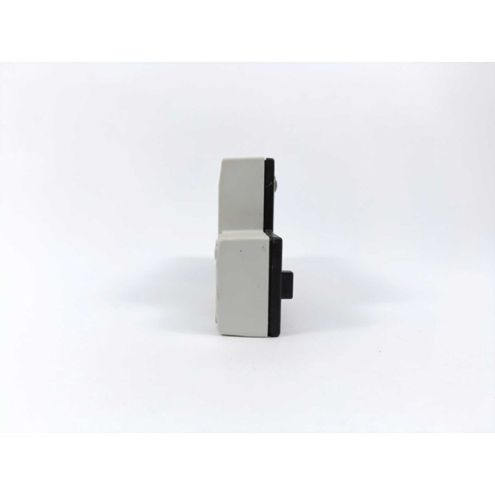 TELEMECANIQUE XZM C11