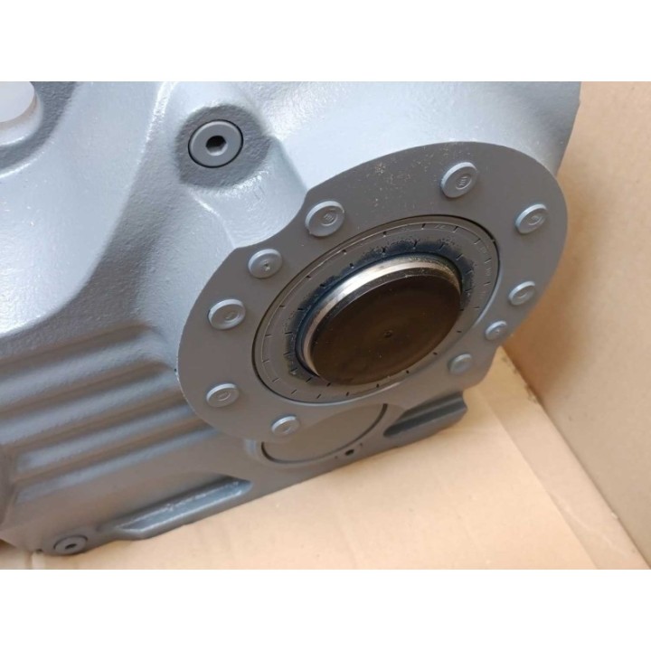 SEW-EURODRIVE  KA77 T DRN90S4 BE2HR