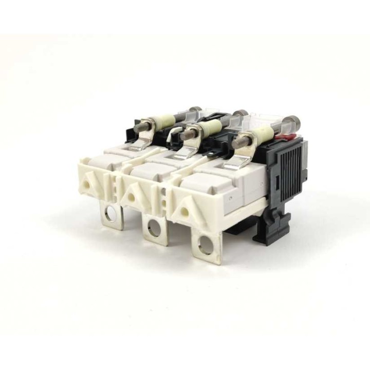 Schneider Electric C1632M150