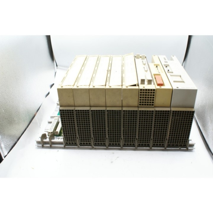 SIEMENS Zestaw Siemens SIMATIC S5 6ES5: 1x 951-7LB21, 2x 430-7LA12, 1x 430-7LA11, 2x 451-7LA11, 1x 943-7UB11, 1x 525-3UA21