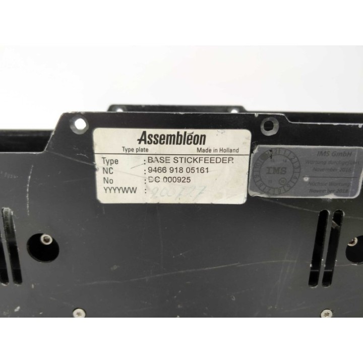  BASE STICKFEEDER