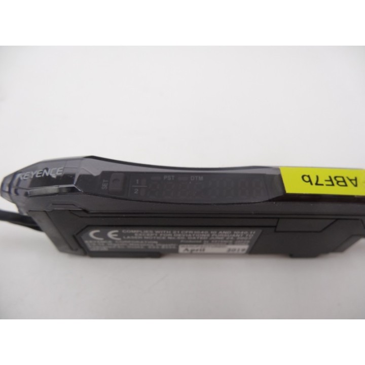 KEYENCE Keyence  LV-N11P 24V