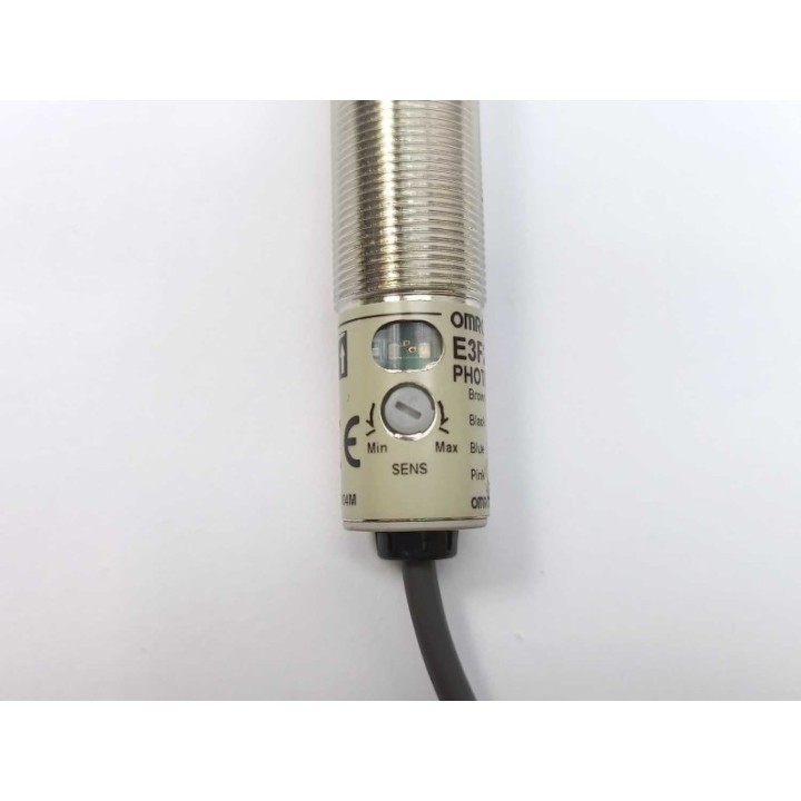 OMRON E3F2-R4B4-M