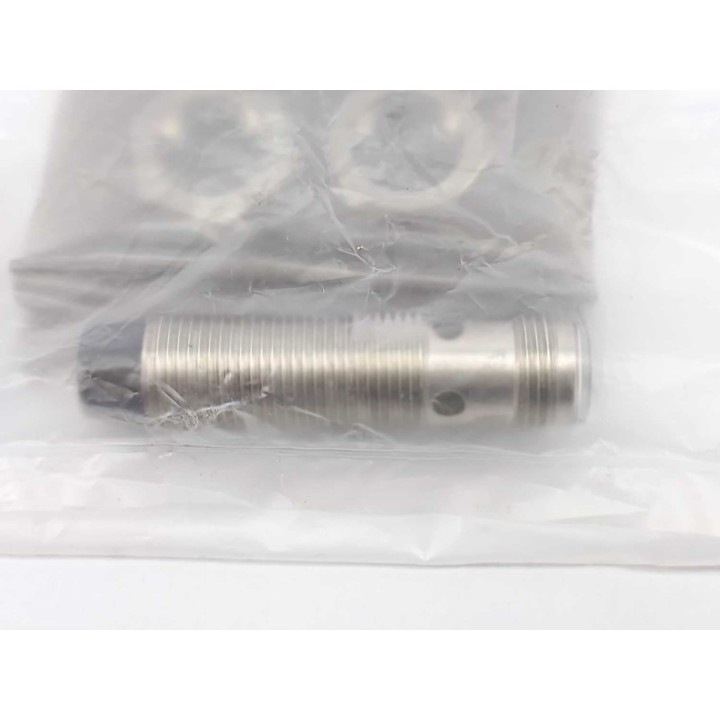 OMRON E2A-M12KN08-M1-B2