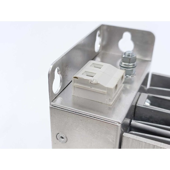 Mitsubishi FR-S520SE-0. 4K-EC