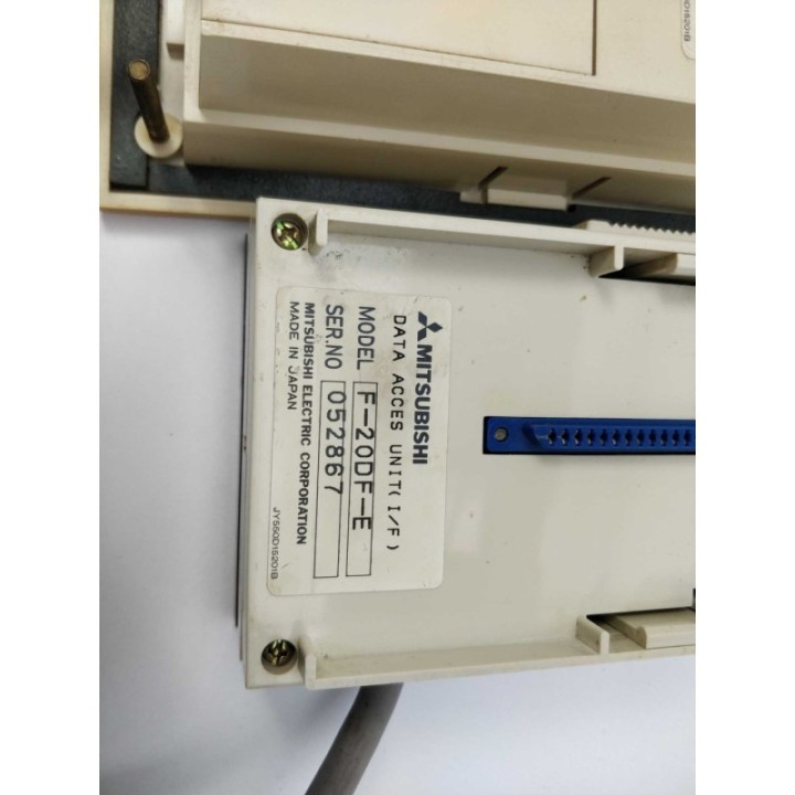  MELSEC F-20DU with MELSEC F-20DF