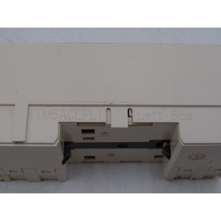 SCHNEIDER ELECTRIC  Schneider Electric Modicon TM5ACBN1 + TM5ACLPL1 Left Side
