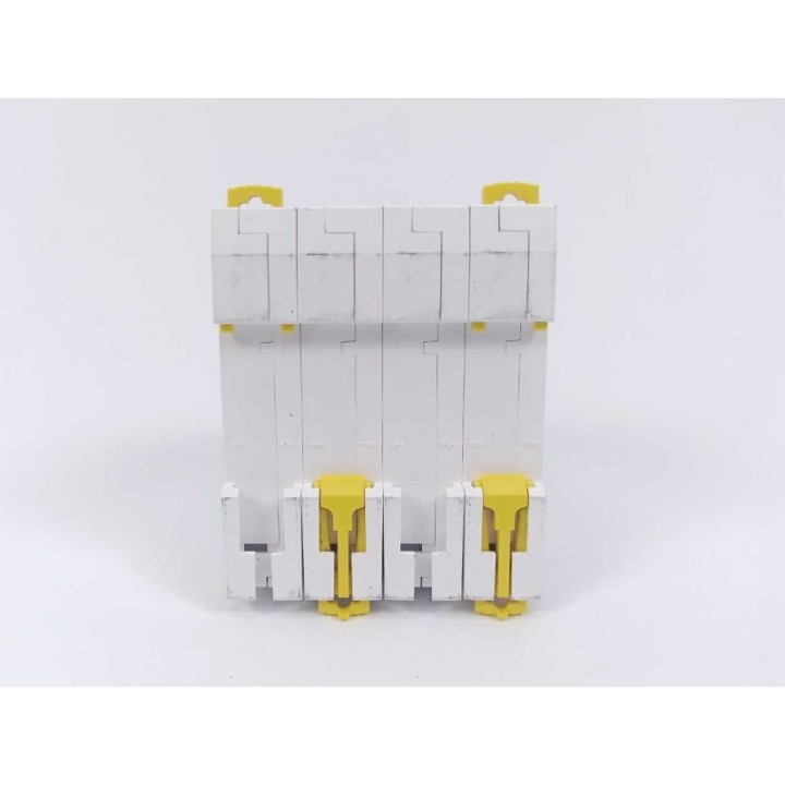 Schneider Electric A9F94432