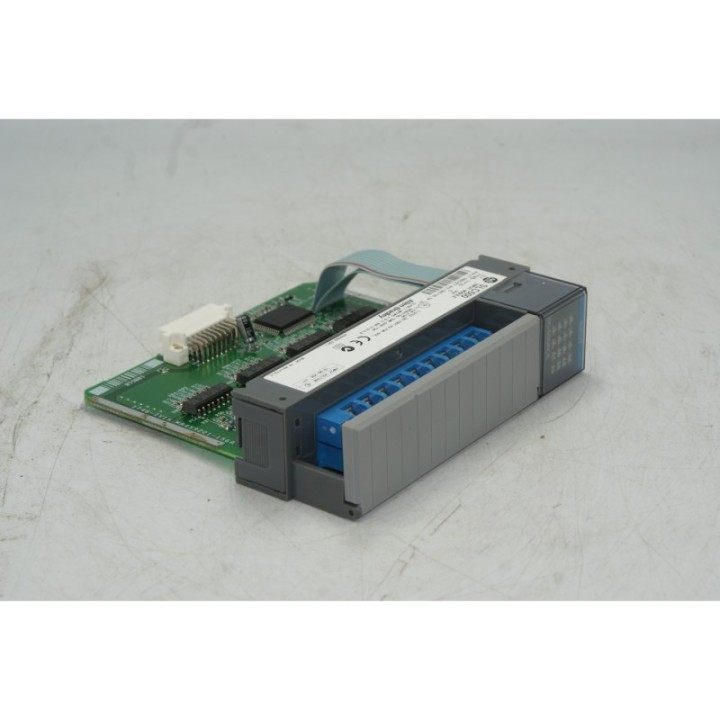 Allen-Bradley ALLEN BRADLEY SLC500 1746-IV16