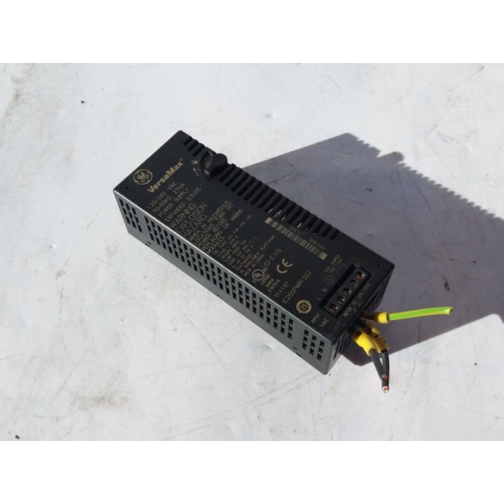 FANUC GE Fanuc Seria VersaMax IC200PWR102J