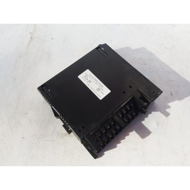 FANUC GE Fanuc Seria 90-30 IC693MDL930C