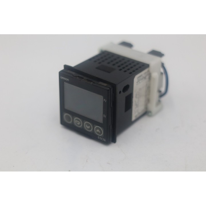 Omron Omron E5CN-Q2MTD-500 Temperature controller