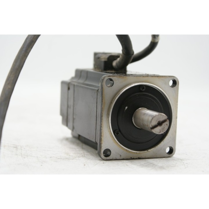 Yaskawa Electric YASKAWA SERVO SGMAS-04A2A-FJ13