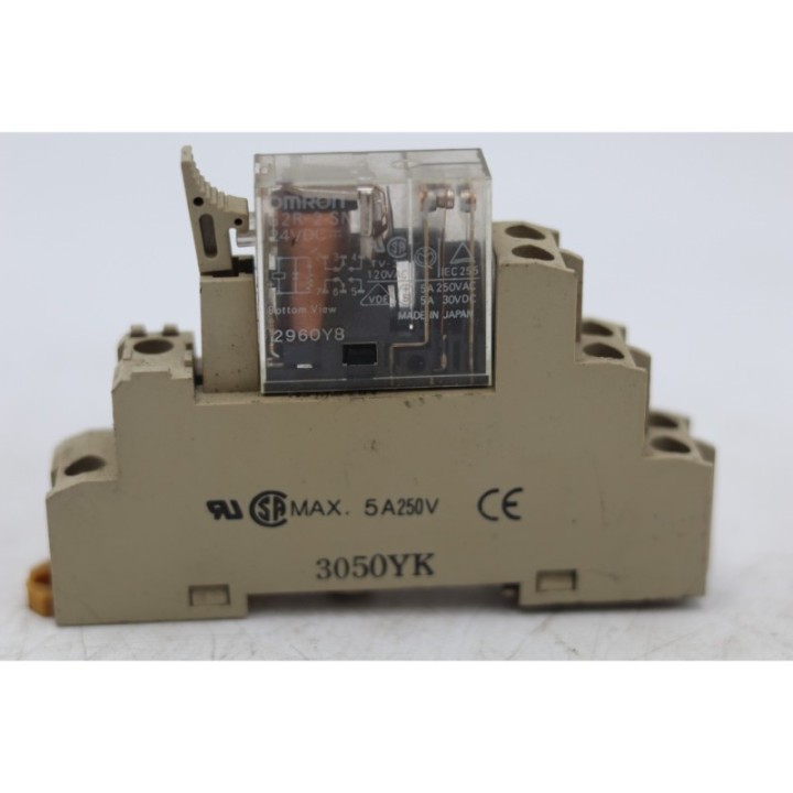 Omron Omron G2R-2-SND + gniazdo 3050YK