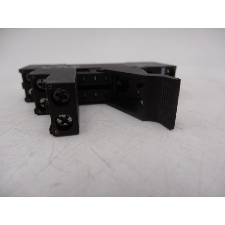 SCHNEIDER ELECTRIC  Schneider Electric RSZE1S48M