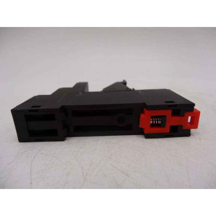 SCHNEIDER ELECTRIC  Schneider Electric RSZE1S48M