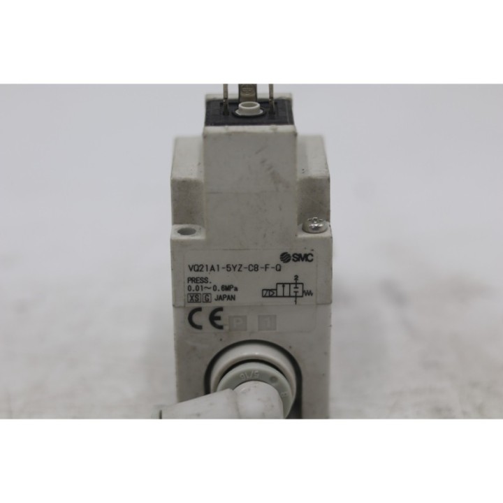 SMC SMC VQ21A1-5YZ-C8-F-Q Zawór elektromagnetyczny