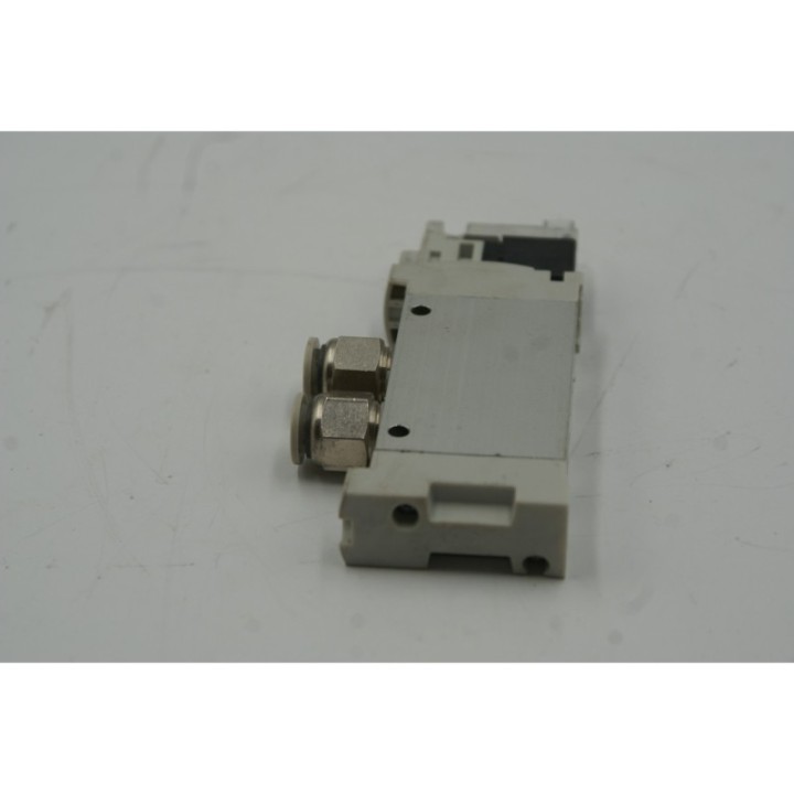 FESTO Festo VUVG-LK14-M52-AT-G18-1H2L-S