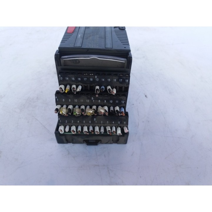 FANUC GE Fanuc Series VersaMax IC200MDL940D