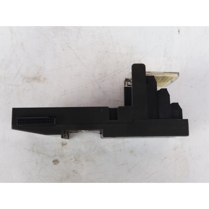 FANUC GE Fanuc Seria VersaMax IC200CHS022A