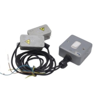 Legrand Legrand 7364 00 + Budvill  400V  IP54