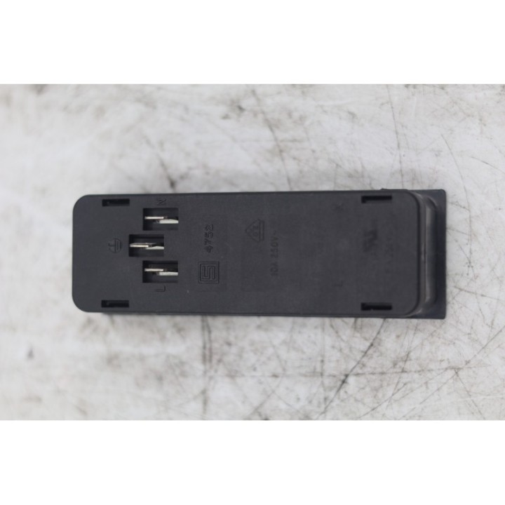 IEC Lock IEC C13 PA135015BK4